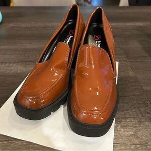 Blondo Josie Women's Brown patent leather Loafer heels